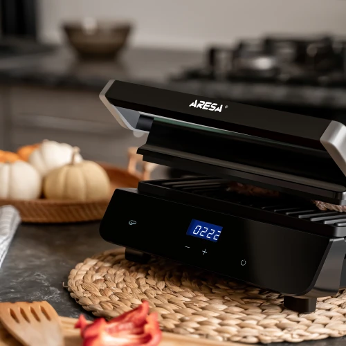 Elektrinės grotelės iQ Grill AR-1003